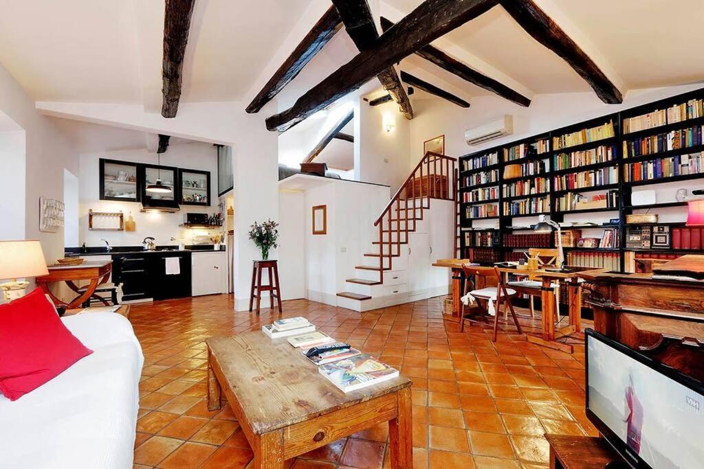 Trastevere Charming Loft | Romeloft Экстерьер фото